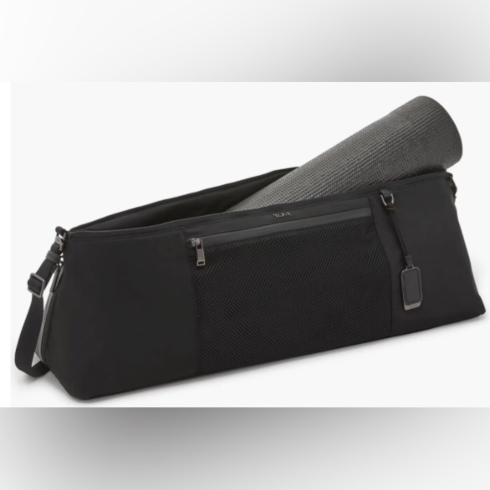 Tumi Voyageur Kauai Yoga Sling/Tote-Black